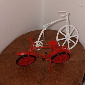 Pair of bicycle ornaments